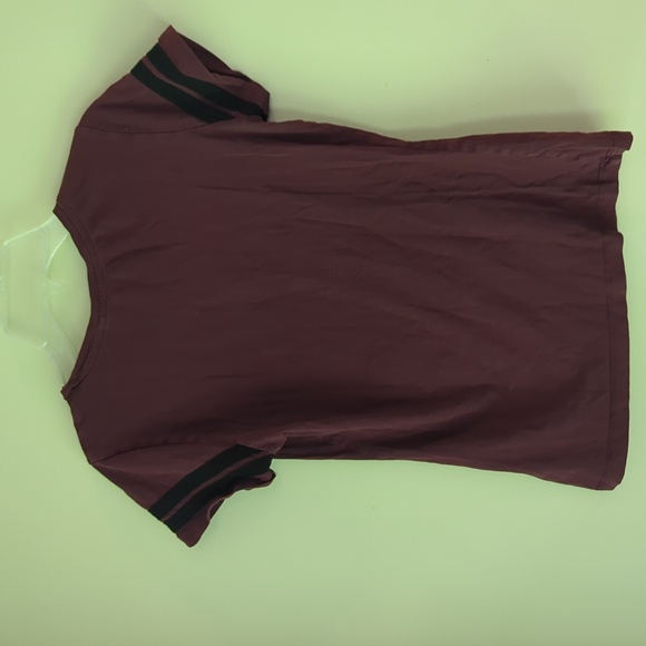 Guess Women's Top Size Medium - Picture 4 of 6